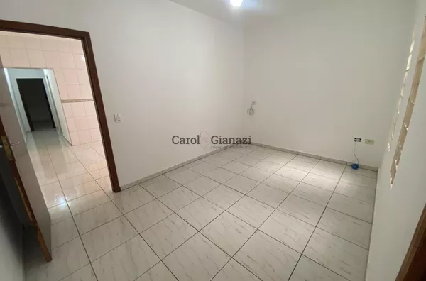 CA2243- Casa para locação no Parque Universitário em Assis