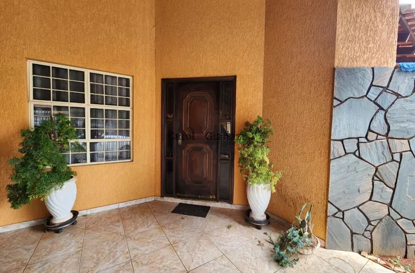 CA1018 - Casa à Venda na Vila Ebenezer em Assis