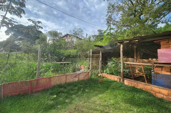 CH2839-Chácara à venda na Água da Cabiúna em Assis