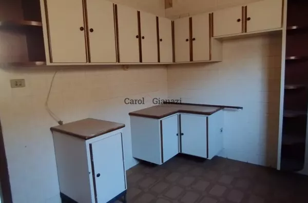 CA2339- Casa para venda no Centro em  Assis