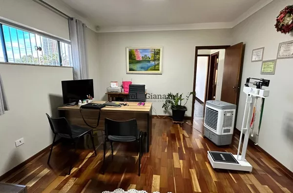 CA1695 - Casa à Venda no Jardim Paulista em Assis