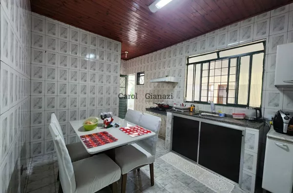 CA352-CASA A VENDA NA VILA CARVALHO