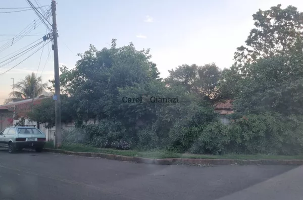 TE2739- Terreno para venda no Parque Universitário em Assis