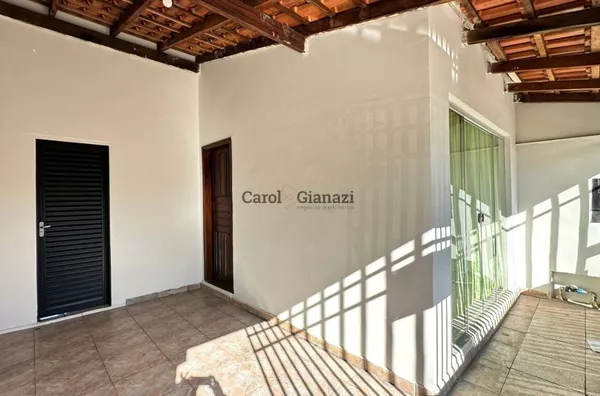 CA2642- Casa para venda no Parque Universitário em Assis