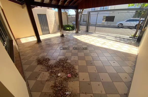 CA2321- Sobrado para locação próxima ao Parque Buracão em Assis