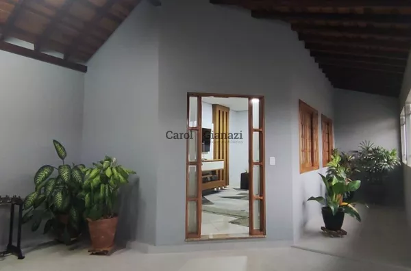 CA1083 - Casa à Venda no Jardim Paraná em Assis