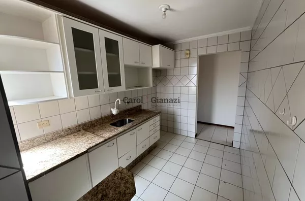 AP1632 - Apartamento à Venda no 3º Andar no Resiencial Ravena em Assis