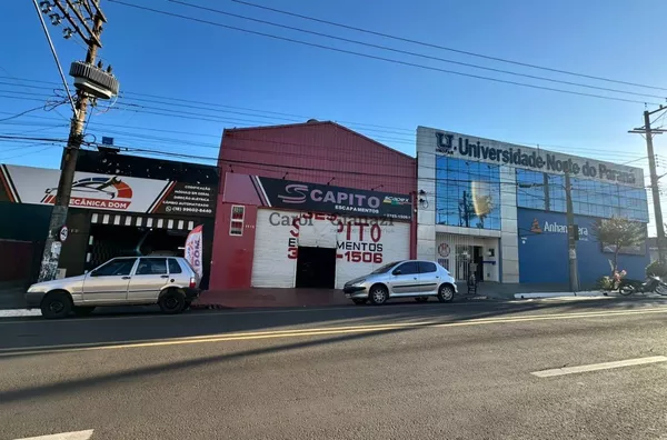 BA1704 - Barracão à Venda no Centro de Assis