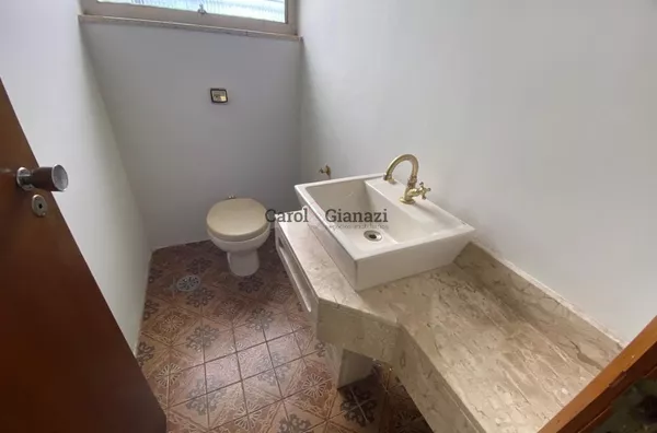 SA2417- Sala comercial para locação na Avenida Rui Barbosa em Assis