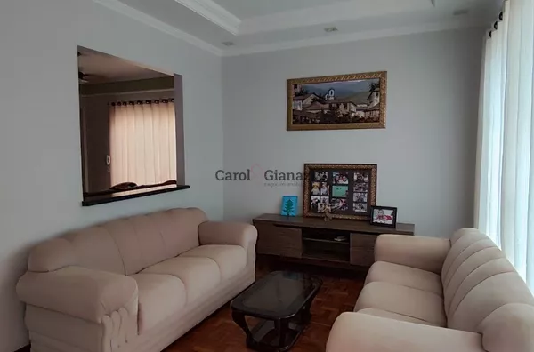 CA1036 - Casa à Venda no San Fernando Valley em Assis