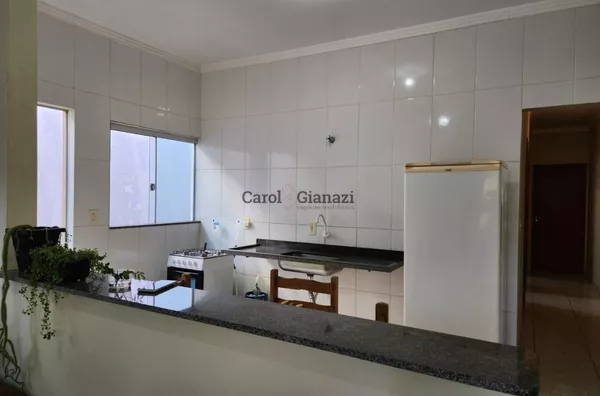 CA1449 - Casa à Venda no San Fernando Valley em Assis