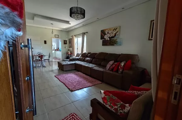 CA1643 - Casa à Venda no Centro de Assis 