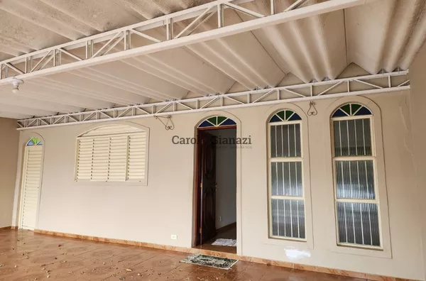 CA1062 - Casa à Venda na Vila Ribeiro em Assis