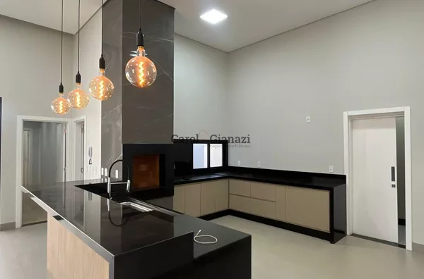 CA2245- Casa para venda no Condomínio Porto Madero em Dourados