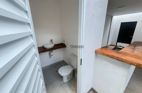 CA2464- Casa para Venda no Centro de Assis