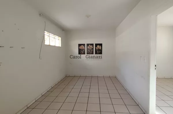 KI2521- Kitinete  para locação no Centro em Assis