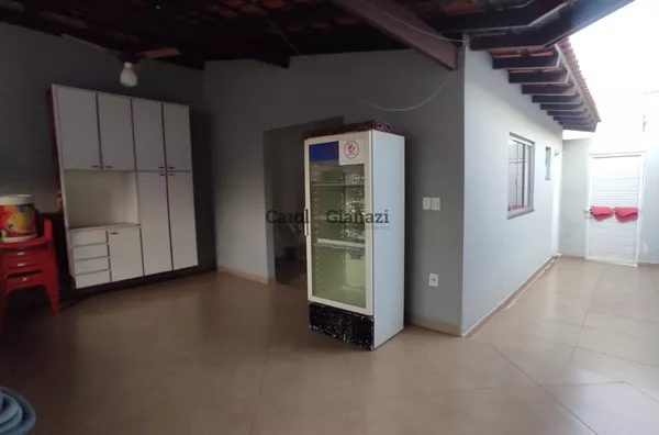 CA1545 - Casa à Venda no Jardim Canadá em Assis