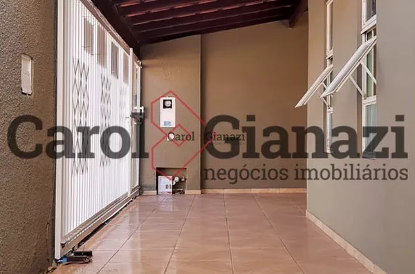 CA84- CASA A VENDA NA VILA CENTRAL