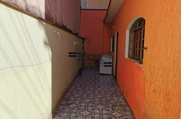 CASA 04 DORMITÓRIOS - VILA ROMANOPOLIS