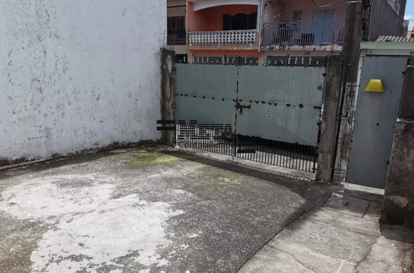 CASA 02 COMODOS - JARDIM JULIANA