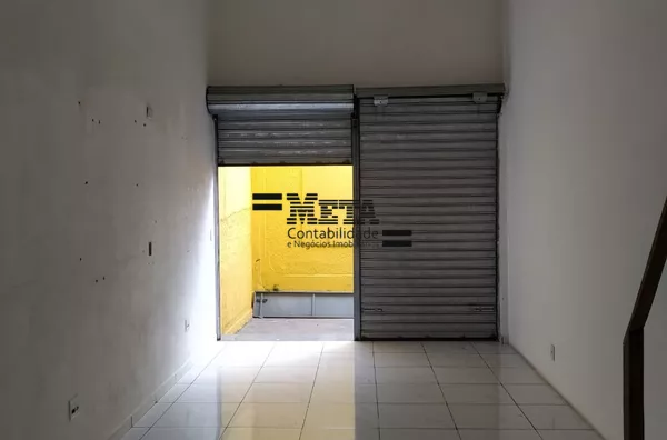 SALÃO - AVENIDA 15 DE NOVEMBRO