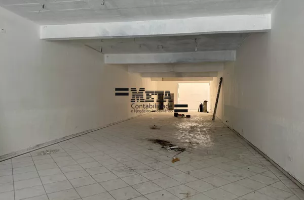 SALÃO COMERCIAL - 300 M2
