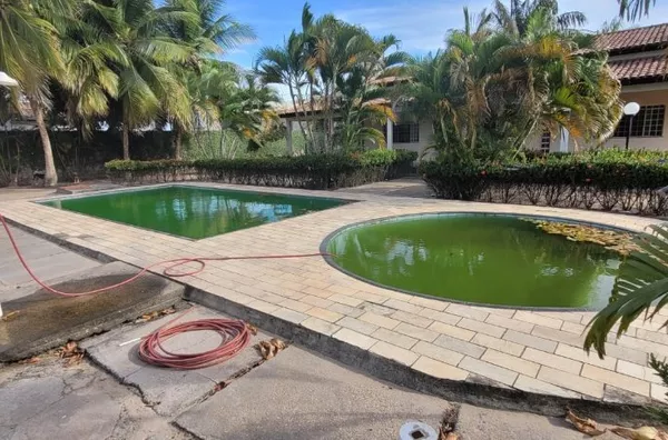 Aluga-se Excelente Casa com Piscina no Bairro Cauamé