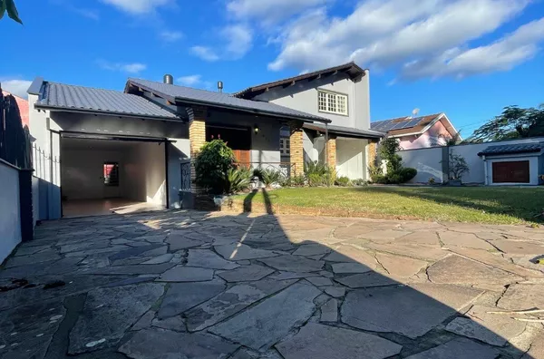 Casa para venda, 4 quarto(s),  Centro, Três Coroas