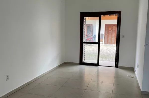 Casa para aluguel,  - Selecione - Bairro, Três Coroas