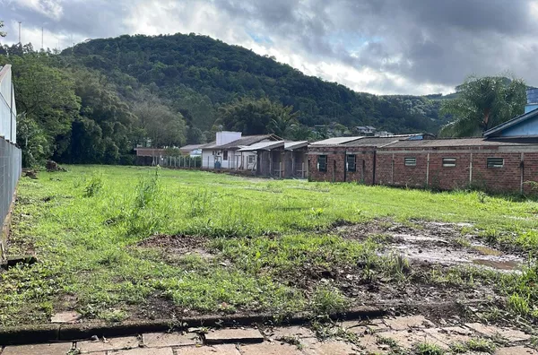 Terreno para venda,  - Selecione - Bairro, Três Coroas