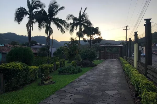 Casa para venda, 3 quarto(s),  Lot. Raul, Três Coroas