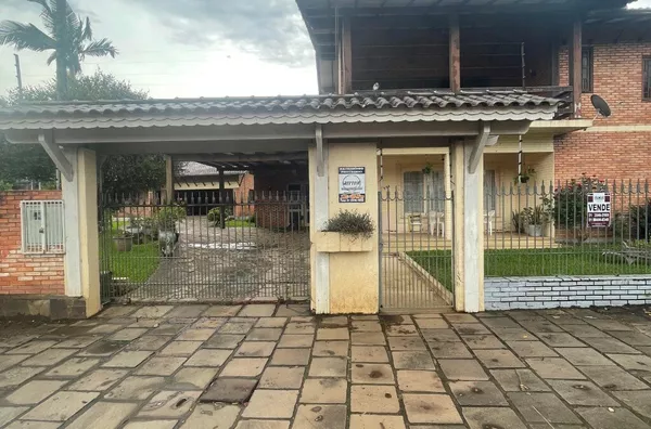 Casa para venda, 6 quarto(s),  Centro, Três Coroas
