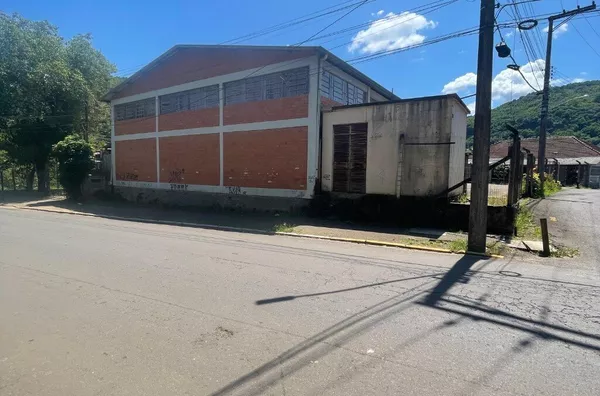 Barracão para venda,  Centro, Três Coroas
