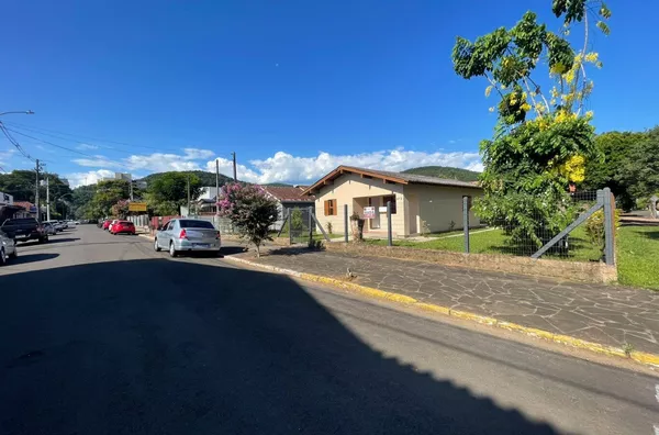 casa residencial 03 dormitórios 