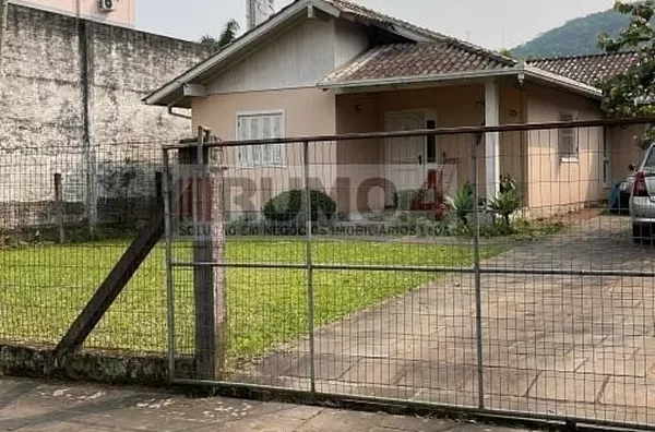 Casa para venda, 3 quarto(s),  Centro, Três Coroas