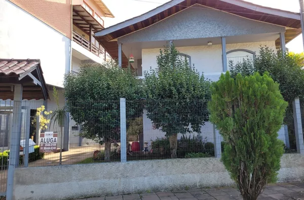 Casa para aluguel, 2 quarto(s),  Centro, Três Coroas
