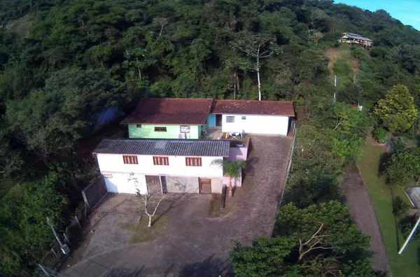 Casa para venda, 6 quarto(s),  Vila Schell, Três Coroas