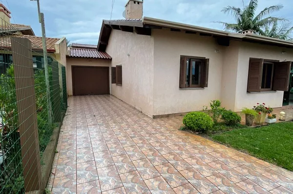 Casa para venda, 7 quarto(s),  Centro, Imbé