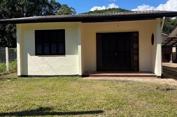 Casa para aluguel, 2 quarto(s),  Centro, Três Coroas