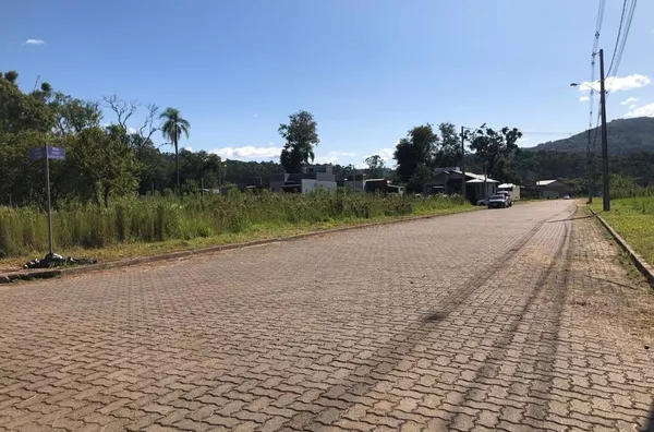 Terreno para venda,  - Selecione - Bairro, Três Coroas