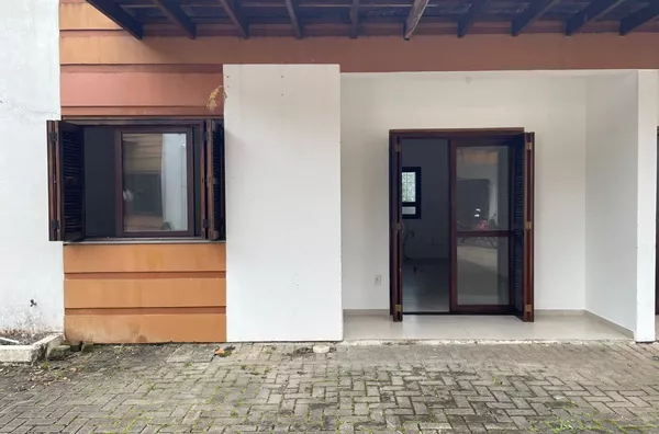 Casa para aluguel,  - Selecione - Bairro, Três Coroas