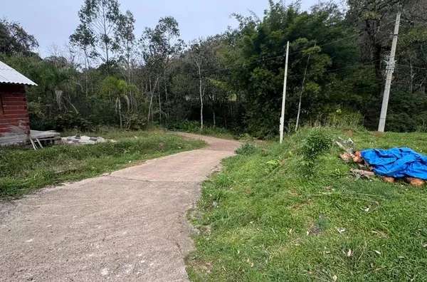 Casa para venda, 3 quarto(s),  Linha Vinte E Oito, Três Coroas