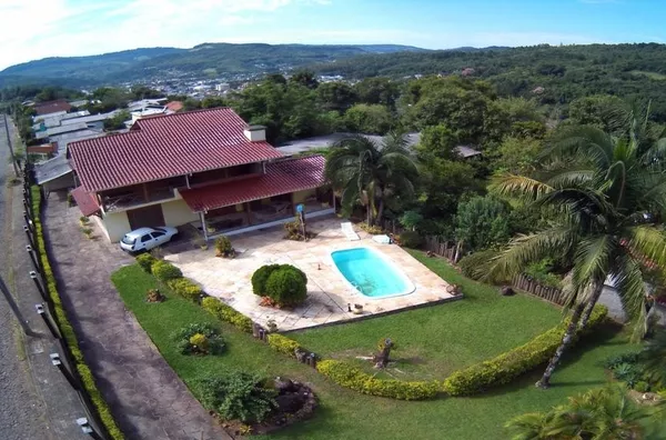 Casa para venda, 3 quarto(s),  Lot. Raul, Três Coroas