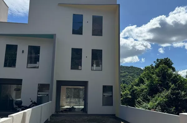 Apartamento triplex para venda, 3 quarto(s),  águas Brancas - Montanha, Três Coroas