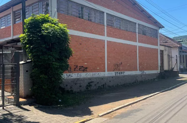 Barracão para venda,  Centro, Três Coroas