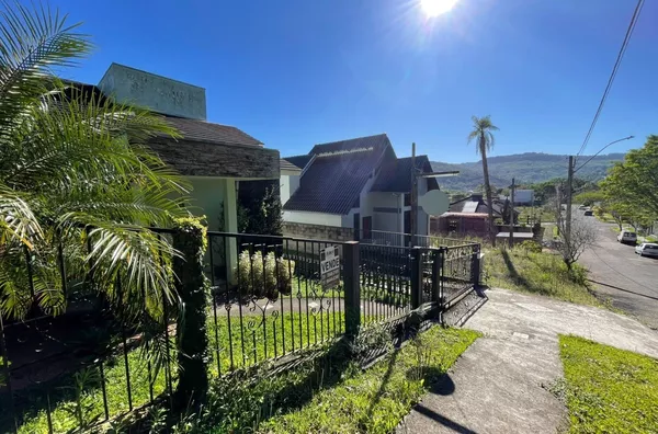 Casa para venda, 3 quarto(s),  Centro, Três Coroas