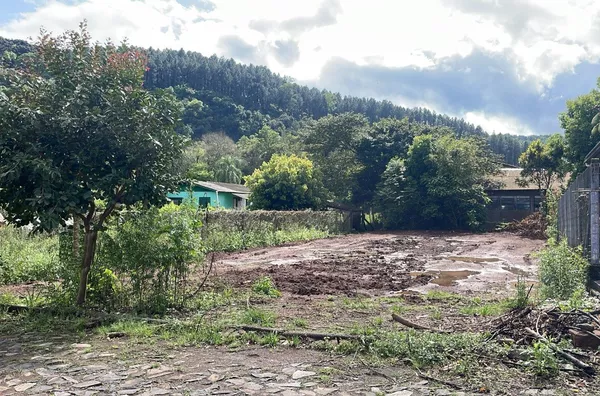 Terreno para venda,  - Selecione - Bairro, Três Coroas