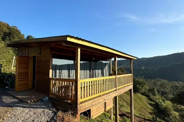 Sítio para venda, 1 quarto(s),  Linha Caloni, Taquara