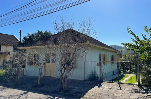 Casa para venda, 4 quarto(s),  Sander, Três Coroas