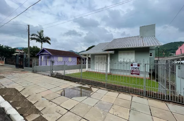 Casa para venda, 2 quarto(s),  Centro, Três Coroas